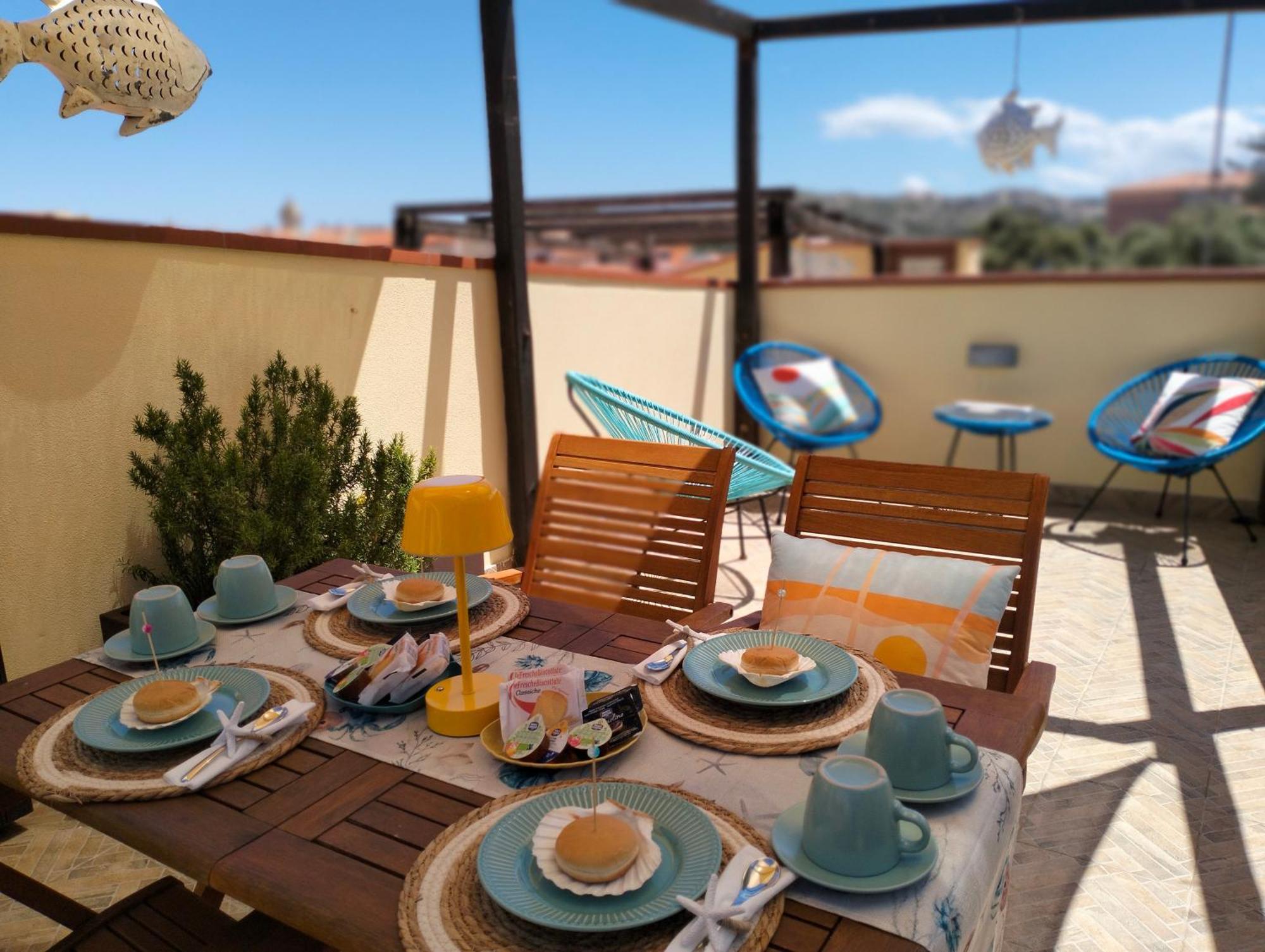 Appartamento La Terrazza - Localita Cala Gavetta 马达莱纳 外观 照片